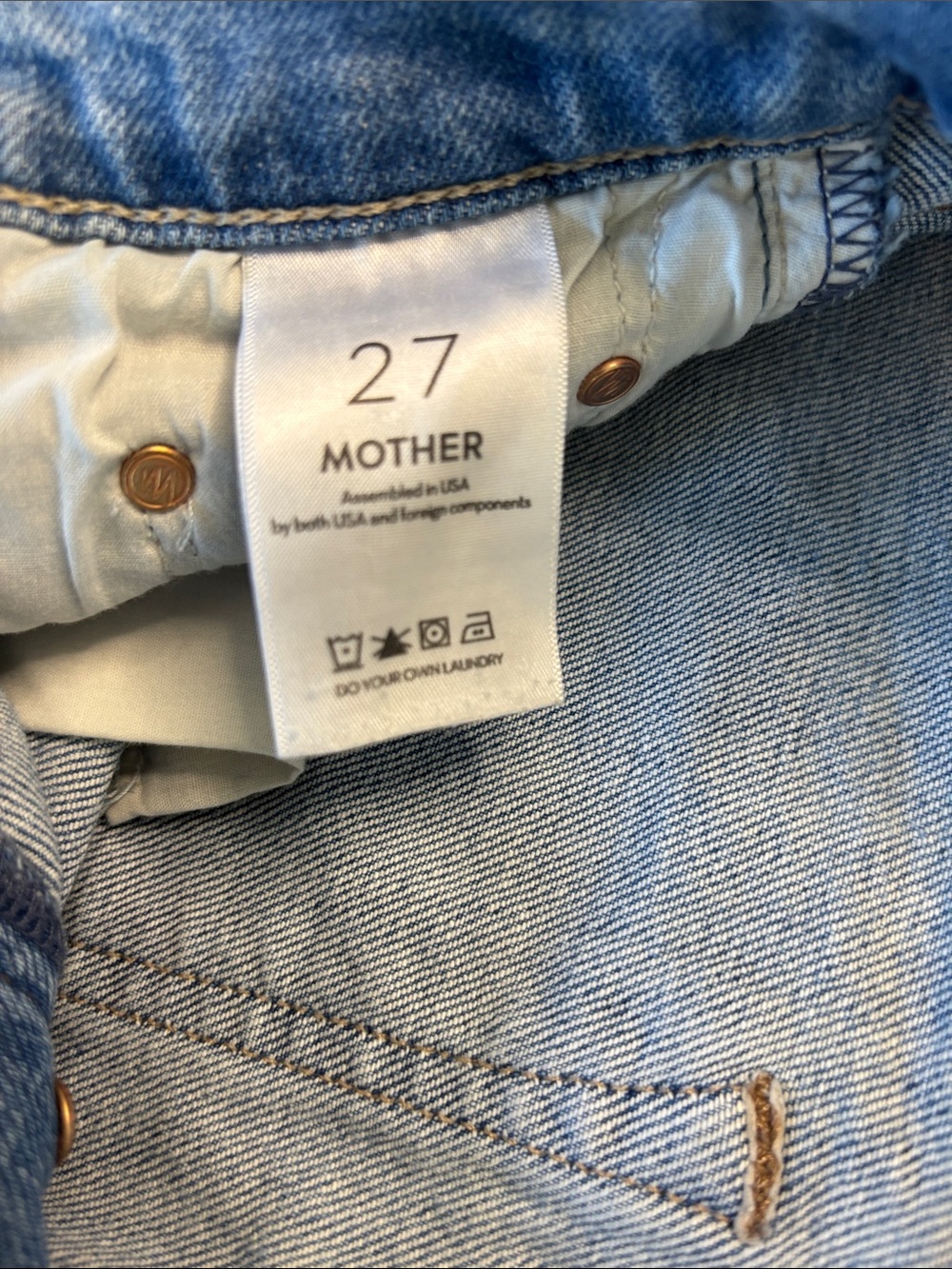 MOTHER Light Blue Denim Jeans -479sku - Picture 3 of 12